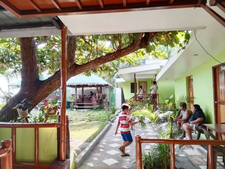 Garden path between cabanas